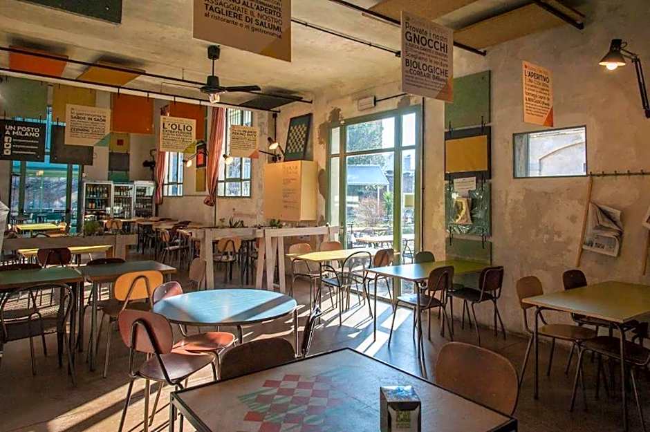 Un posto a Milano - guesthouse all'interno di una cascina del 700
