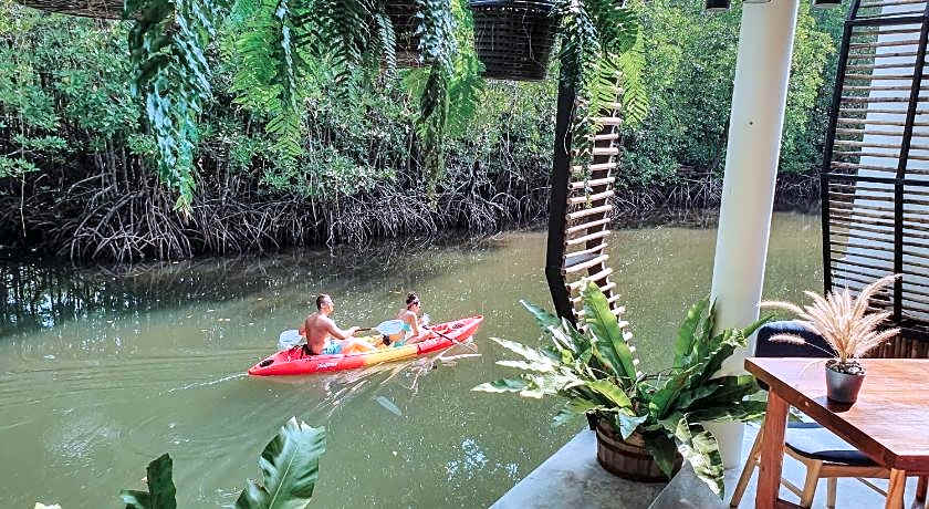 Escape Life Koh Kood