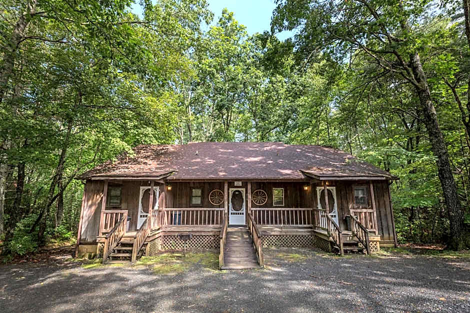 Springmaid Mountain Retreat & Stables