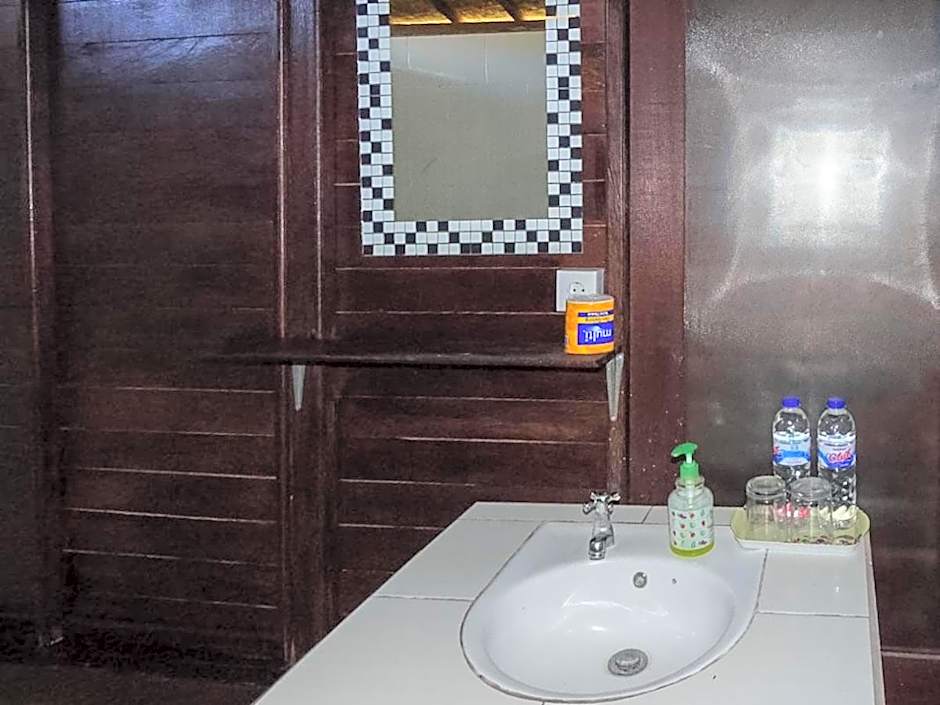 Perdana Homestay Lembongan