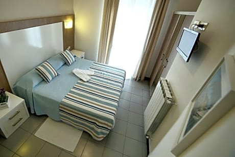 Economy Double or Twin Room