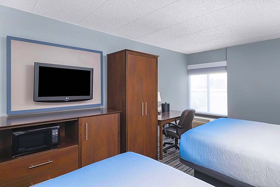 AmericInn by Wyndham Madison West