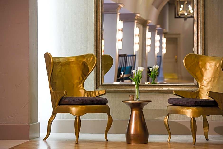 Renaissance by Marriott Waterford Oklahoma City Hotel