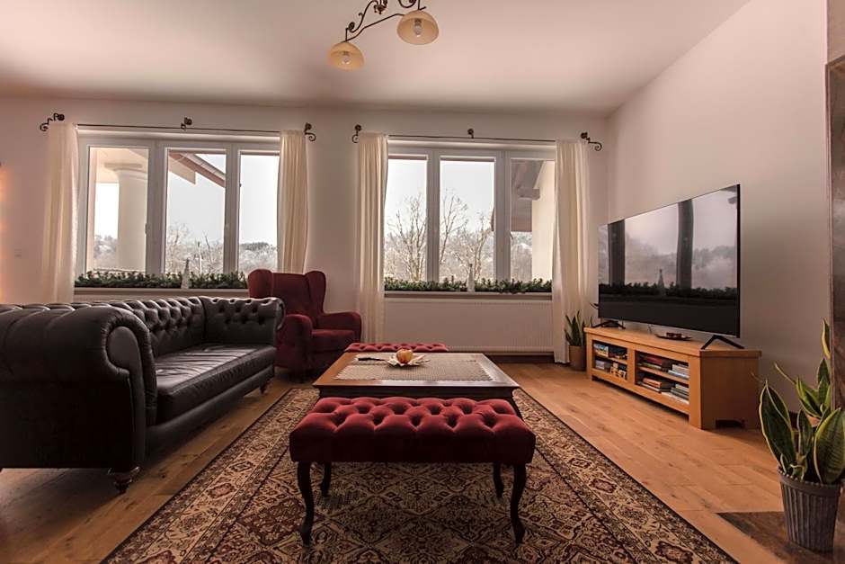 Dwór i Dworek Leszczowate Wellness & Spa