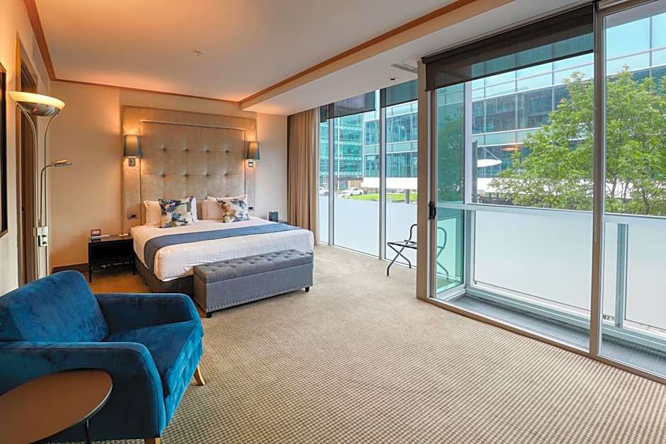 Marsden Viaduct Hotel