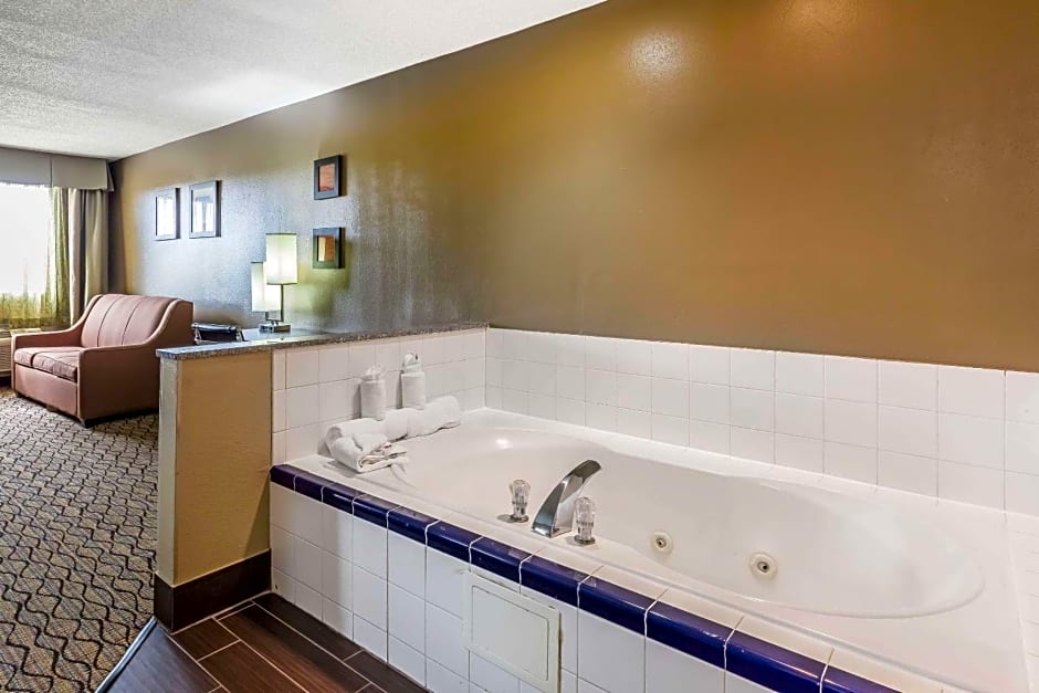 Comfort Inn & Suites Crystal Inn Sportsplex Gulfport