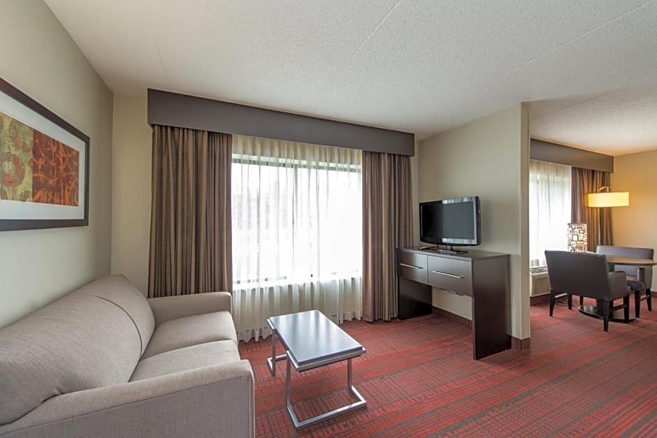 Holiday Inn Express Hotel & Suites Auburn