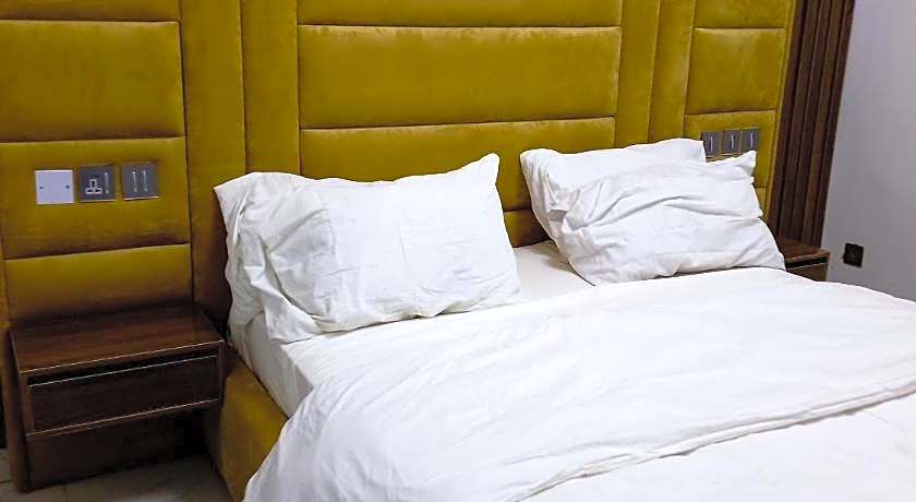Dreamland Suites