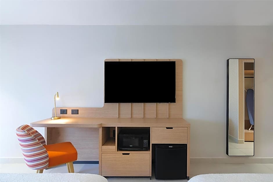 Hampton Inn By Hilton Saltillo Airport Area