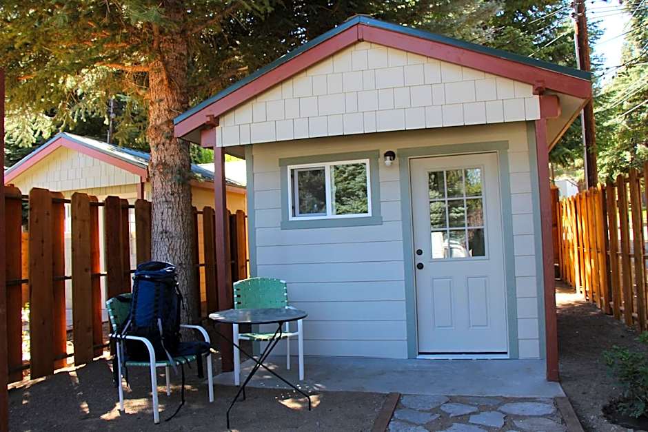 Lake View Lodge