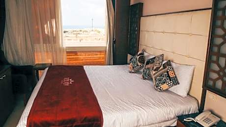 Deluxe Room with Pool View