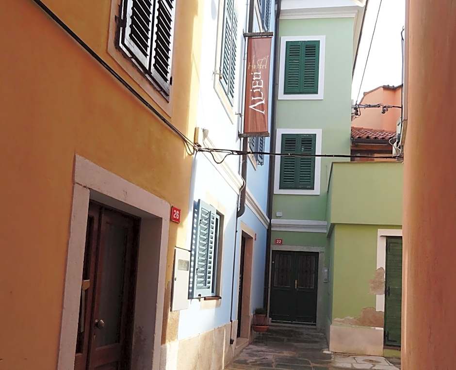 Hostel Alieti