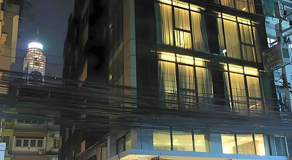 The Bangkok Airport Link Suite