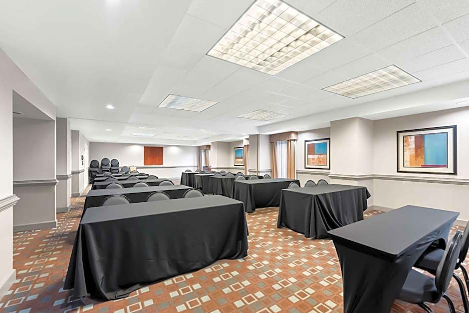 Hampton Inn By Hilton Pennsville