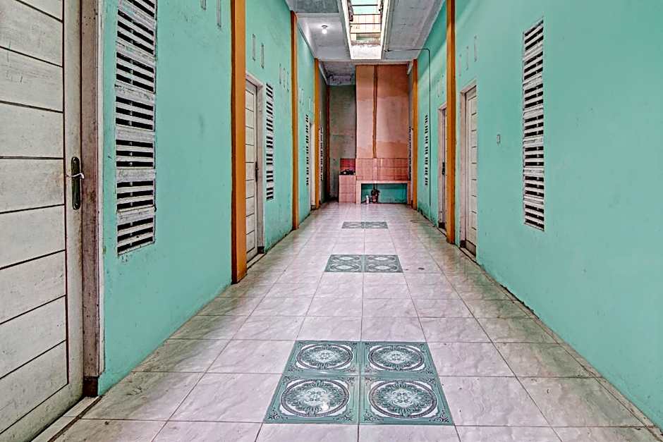 Hotel O Penginapan Syafira Near Perumahan Mustamindo Permai 1