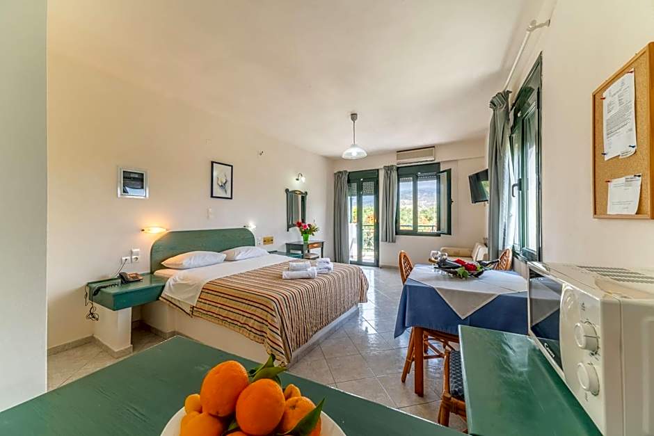 Kastro Studios Apartments