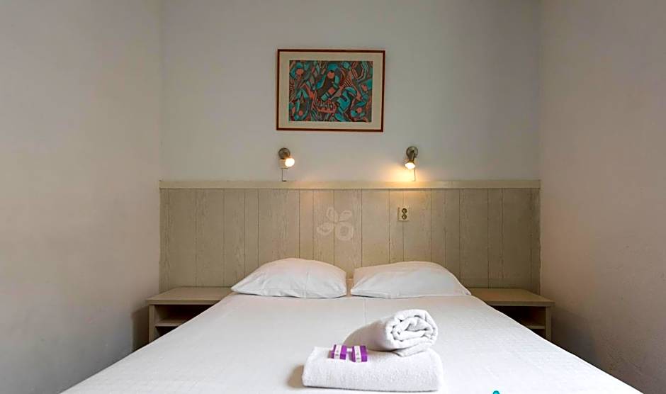 Euphemia Budget Old City Canal Zone