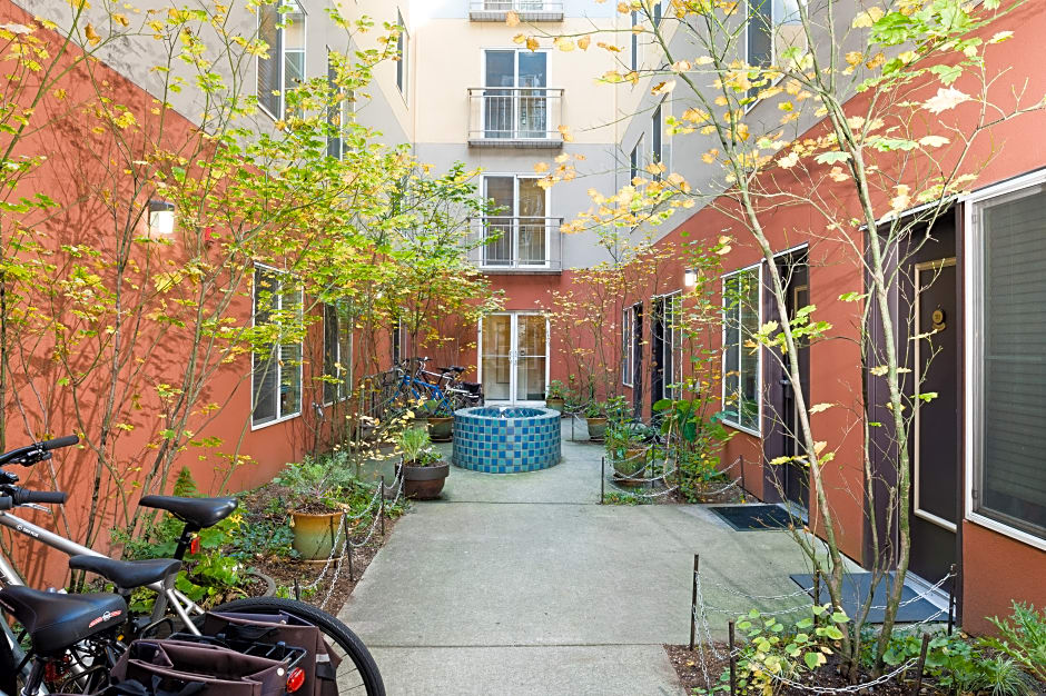 The Belltown Inn