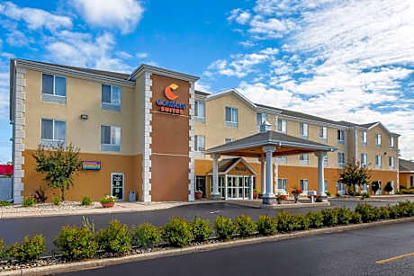 Comfort Suites Escanaba West