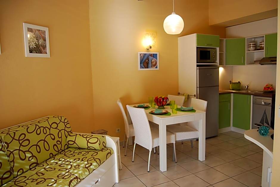 Lagrange Grand Bleu Vacances – Résidence Les Jardins de Neptune