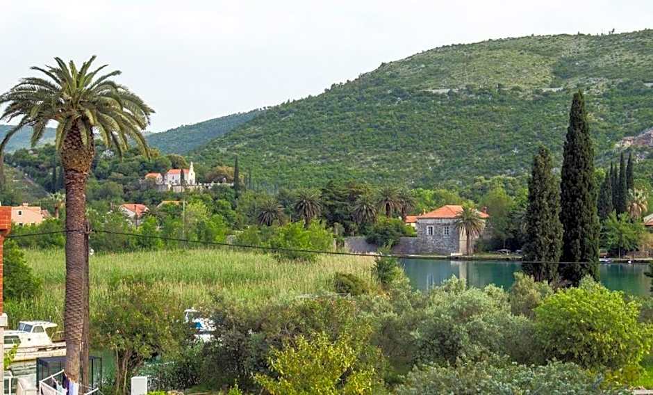 Apartments Villa Roza