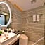 Xi'an Hotel (Guangzhou tinahe Tiyu West Road Subway Station Zhujiang New town)