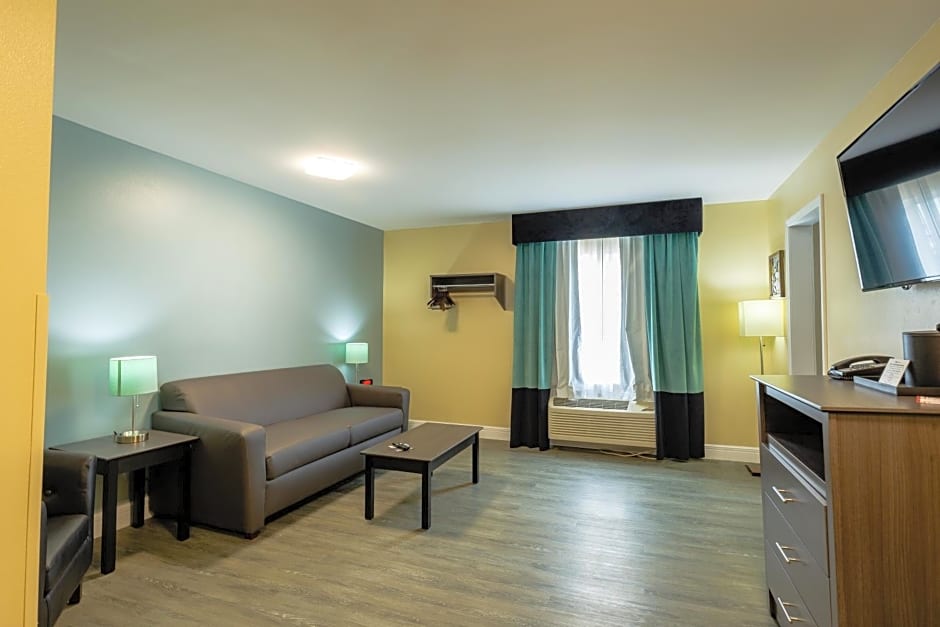 Hawthorn Suites by Wyndham St. Robert/Ft. Leonard Wood