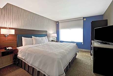 King Studio Suite - Non-Smoking