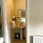 Tontine Hotel & Bar