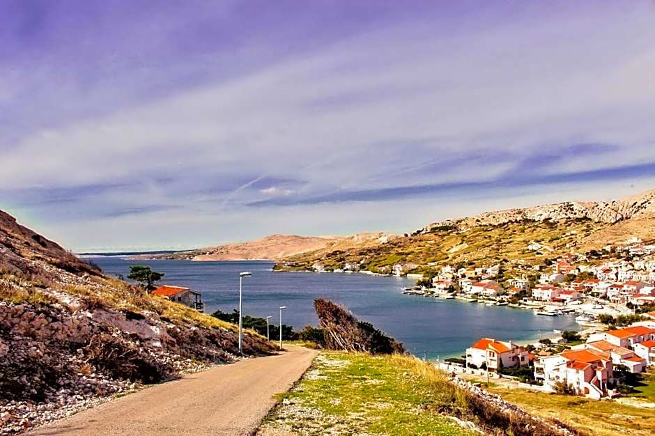 Mladen 2 with seaview