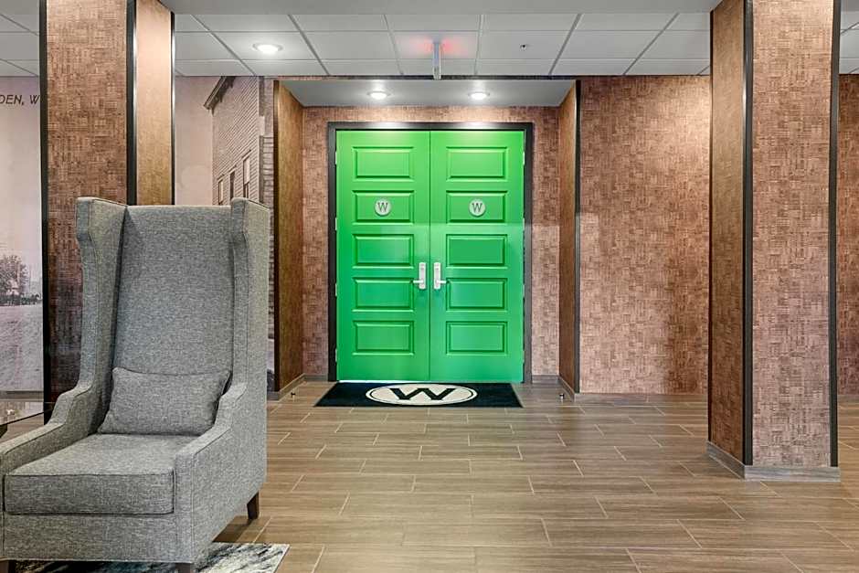 Cobblestone Hotel & Suites - Lynden