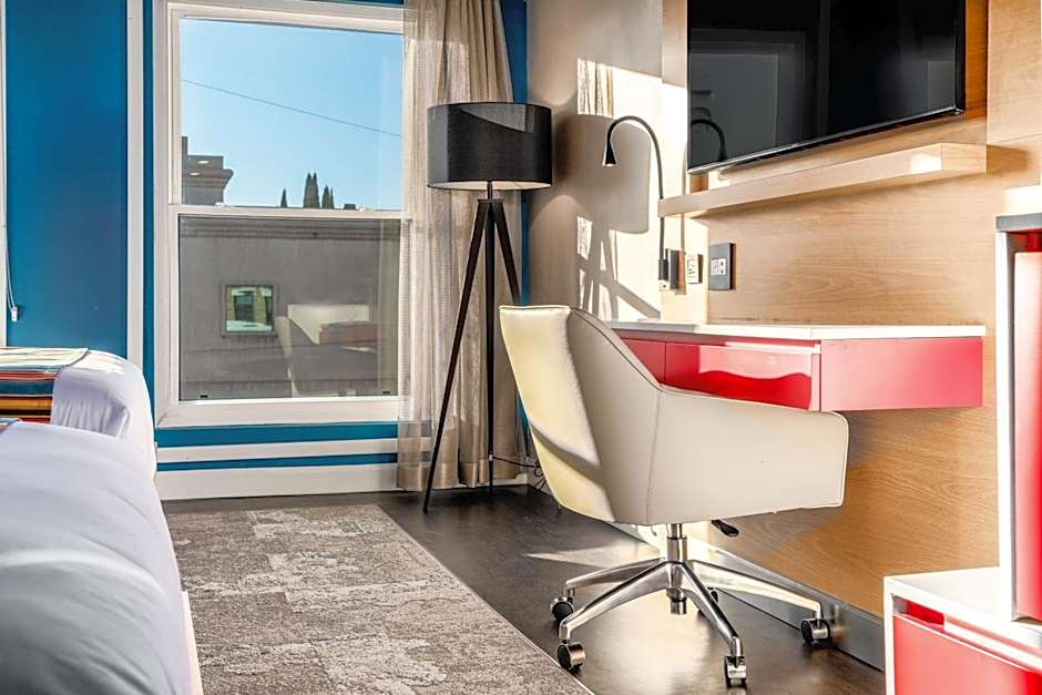 Century Park Hotel LA