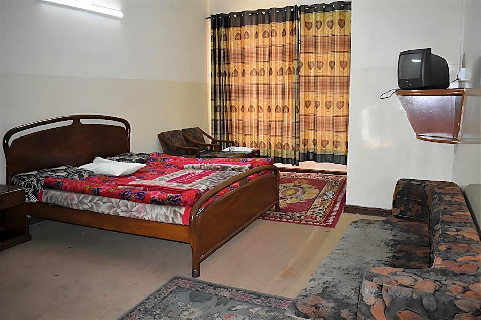 Capital Hotel – Murree, IN