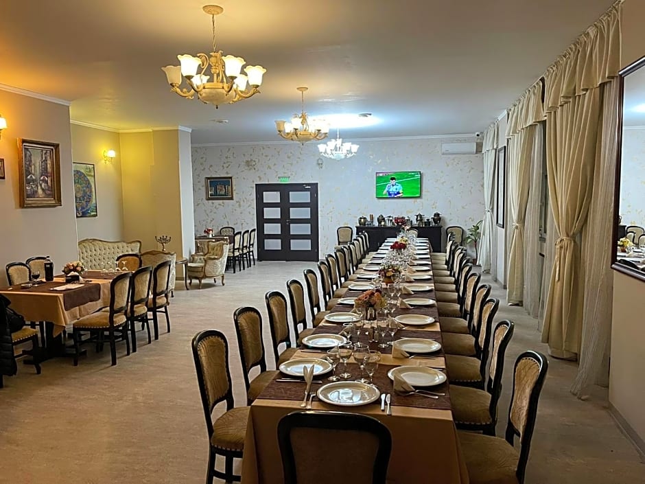 Hotel Tineretului