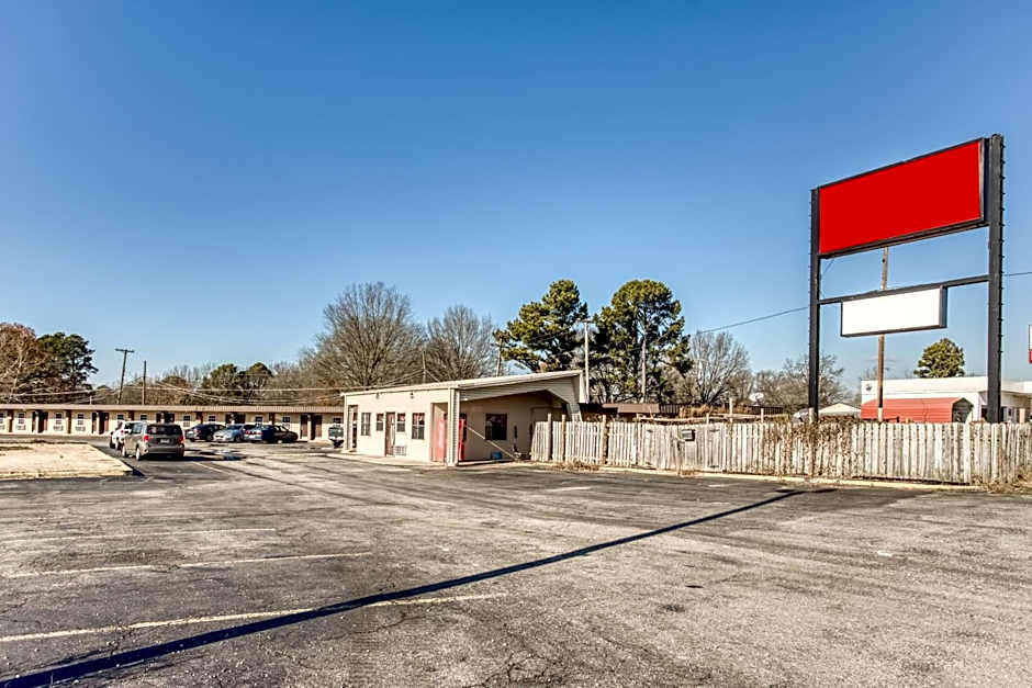 OYO Hotel Bald Knob AR Hwy 64