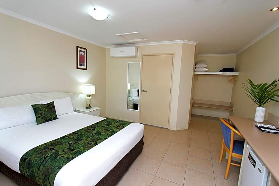 The Palms Motel