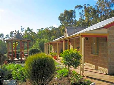 Riesling Trail And Clare Valley Cottages