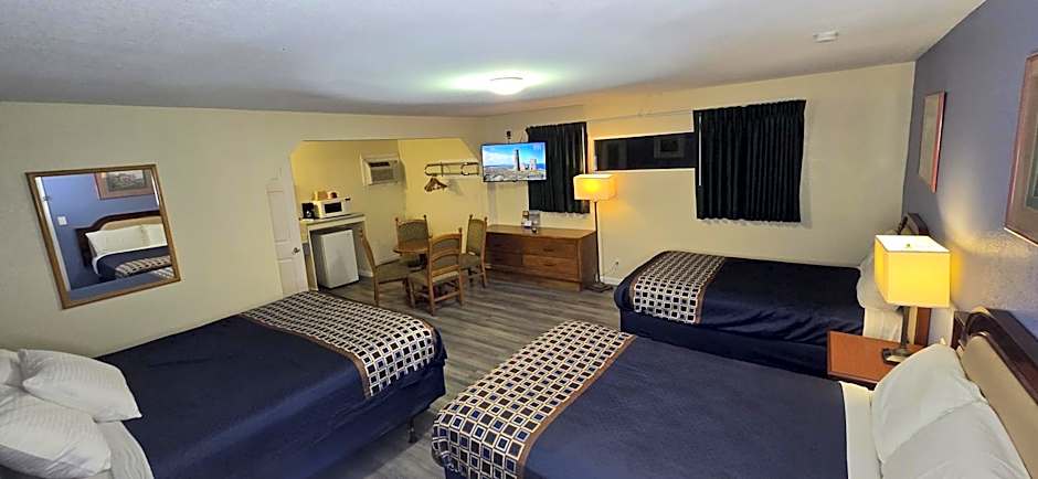 Rodeway Inn & Suites
