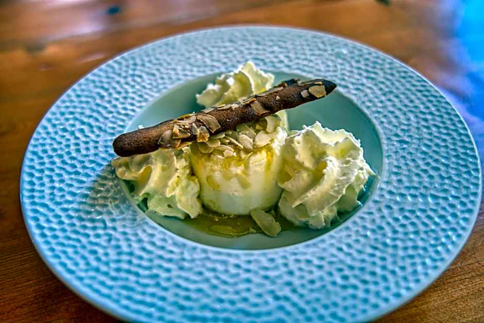 Hotel Restaurant Le Gardon - Pont du Gard