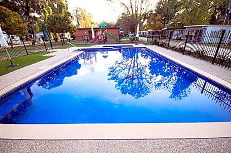 Nagambie Caravan Park & Motel