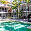Noosa Tropicana