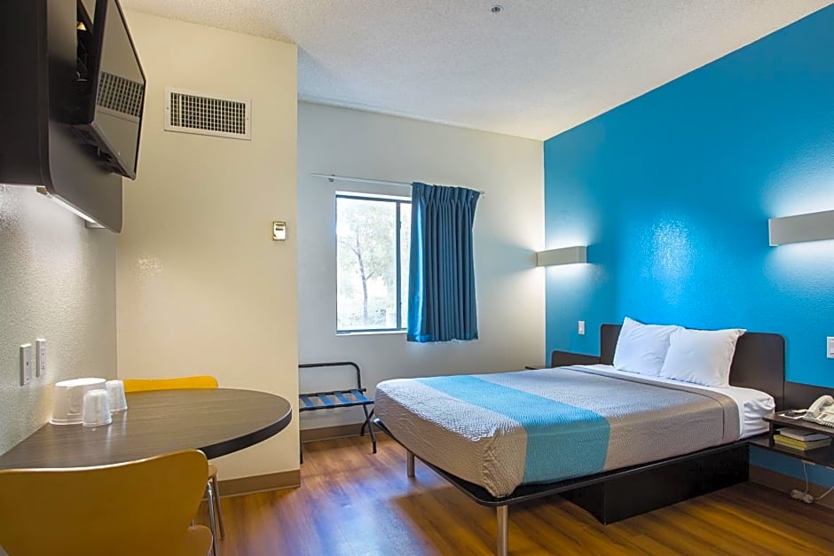 Motel 6-Page, AZ