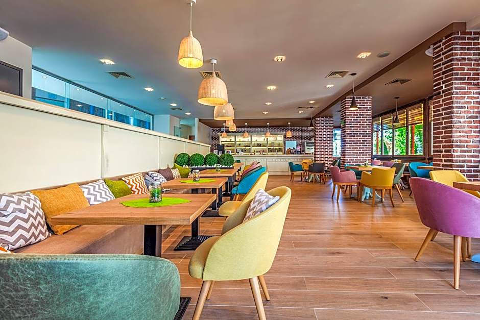 Hotel Marina Palace, Affiliated by Meliá