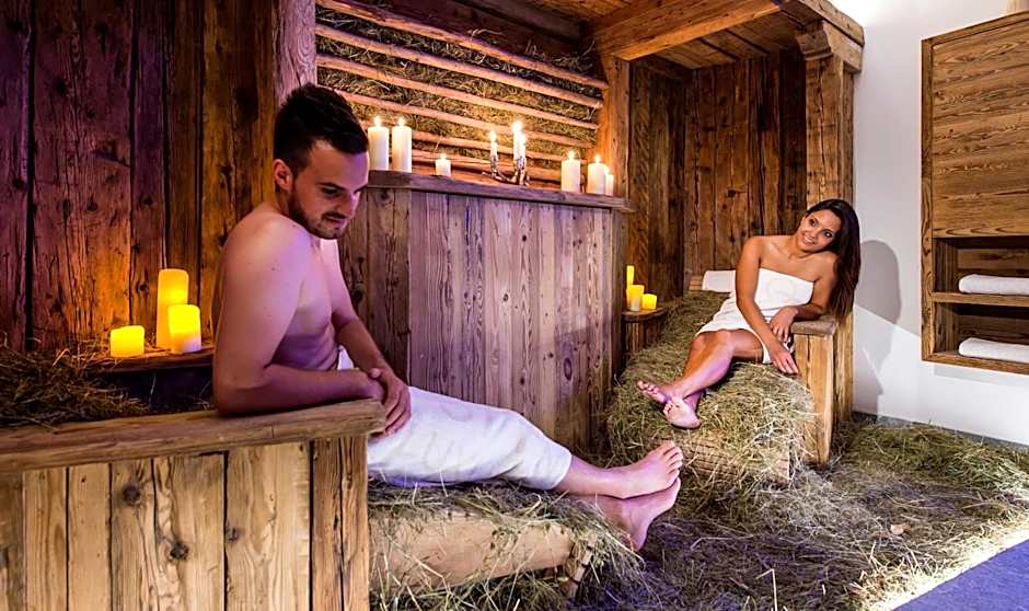 Abinea Dolomiti Romantic Spa Hotel
