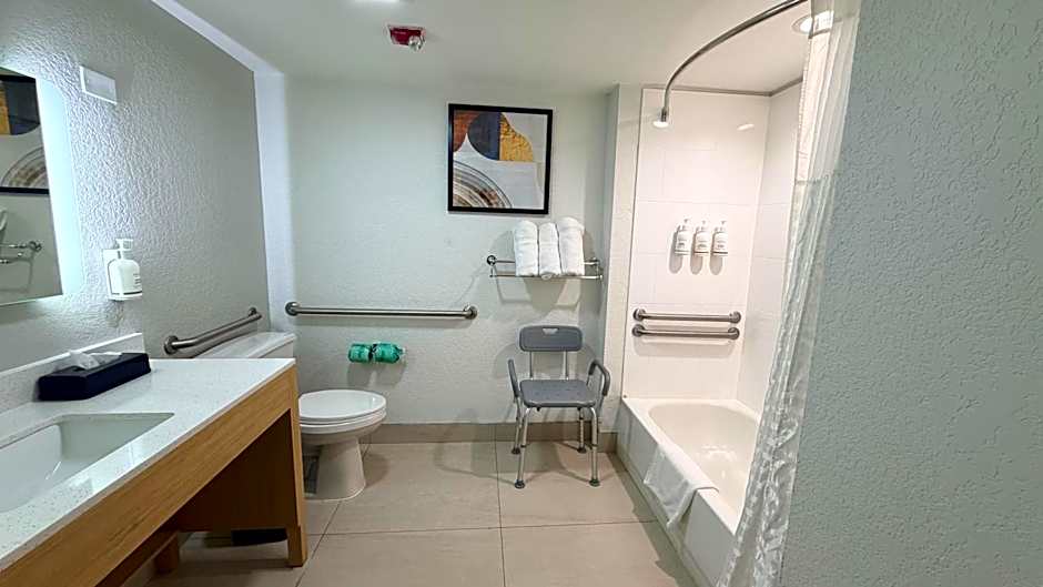Wingate by Wyndham Athens Near Downtown