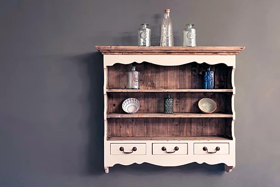 Tweedies Bar and Lodge