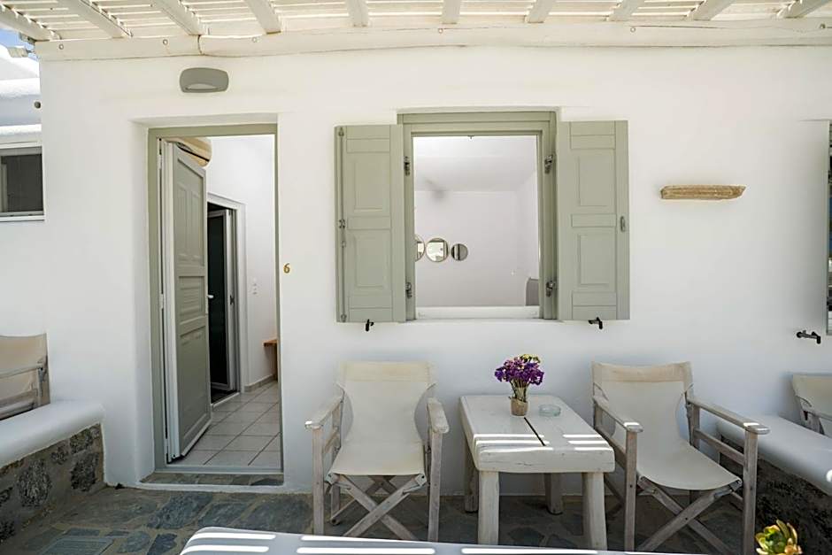 Agia Anna Beachfront Boutique