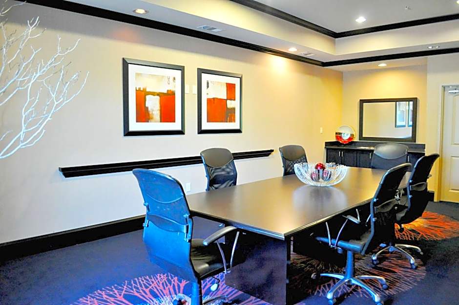 Hampton Inn By Hilton Suites Bay City