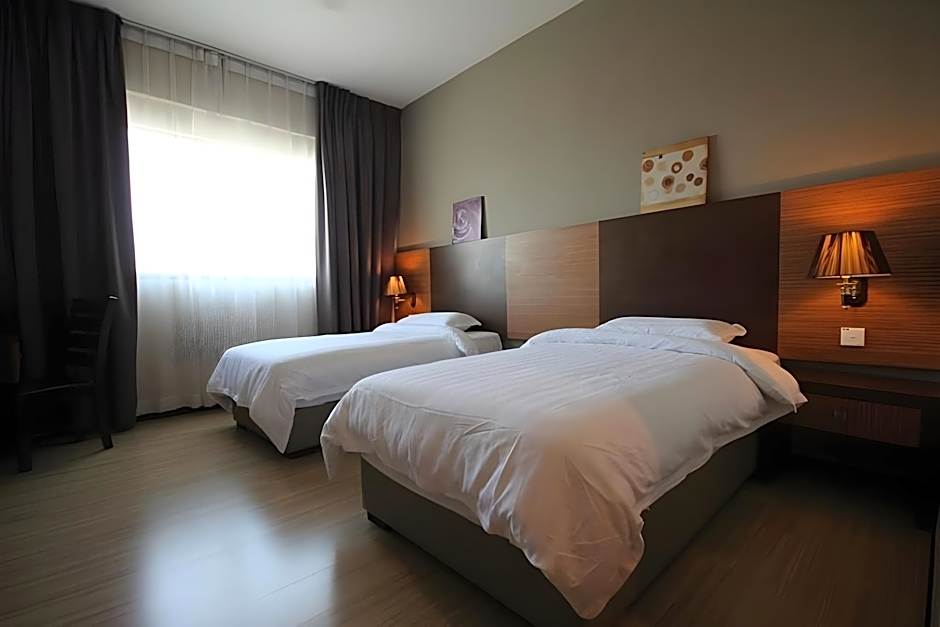 Aroma Hotel