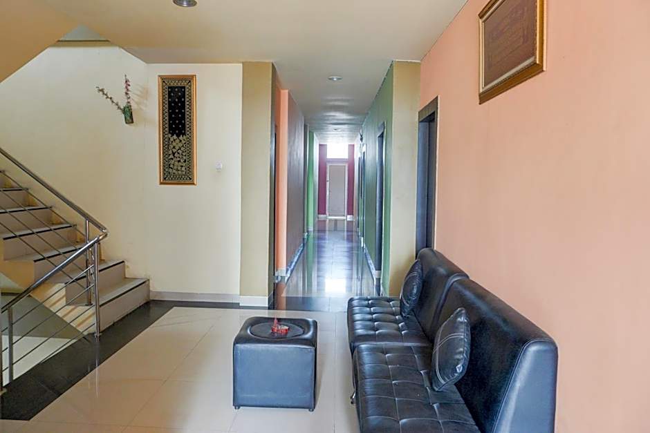 Collection O R.Sukamto Near Palembang Trade Center Mall